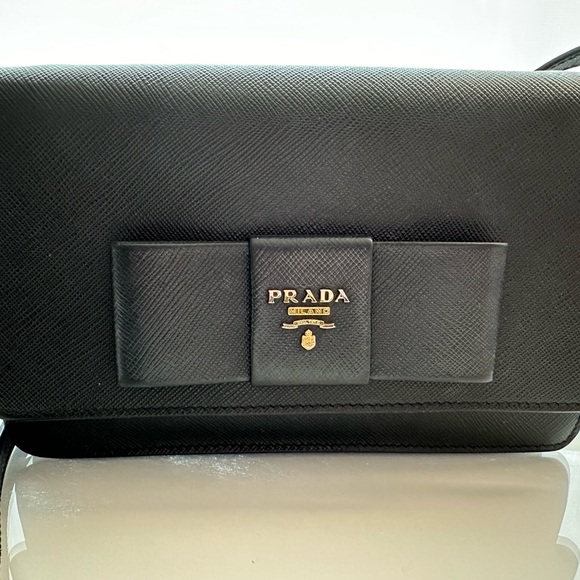 Prada Black Saffiano Bow crossbody - Picture 9 of 15